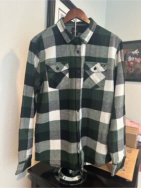 Vans Men's Green Black White Plaid Button-Down Shirt. Sz L.